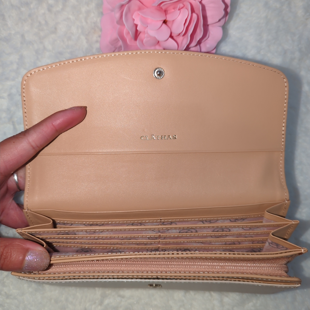 Women's Leather Wallet Cream Camellia Flower Chic Beige Designer Japan Luxury - Picture 4 of 5
